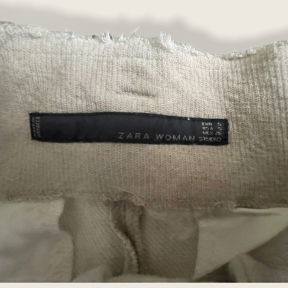 ZARA- soft cream shirts w/belt. Size SMALL - Picture 2 of 3